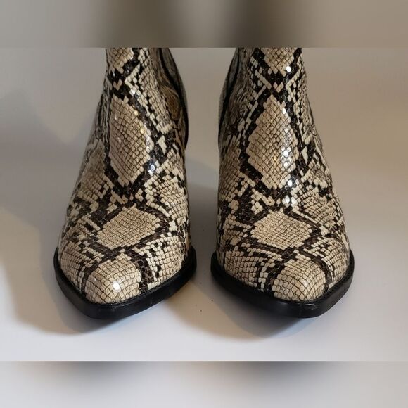 Jeffrey Campbell Kelam Women's Snake Print Boot Size 8 - Picture 8 of 12
